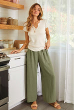 Soft and comfortable raw edge shirt